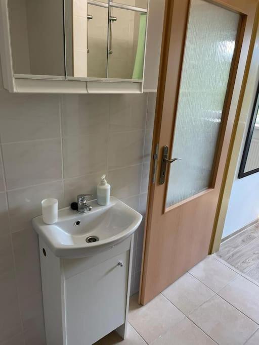 Apartman Katarina V Penzione Pod Smrekom Martin Dış mekan fotoğraf